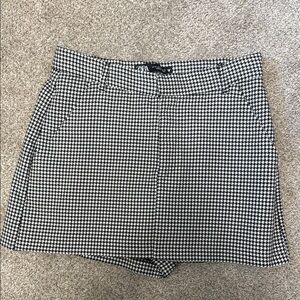 Zara Black and White Houndstooth Mini Skirt